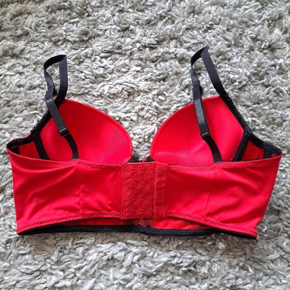 Sophie b. | Red and black lace 4 hook push up bra 34A - Picture 5 of 9